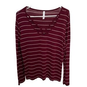 Love Charm Top Cutouts Long Sleeve Burgundy White Stripe Rayon Modal XL Stretch‎